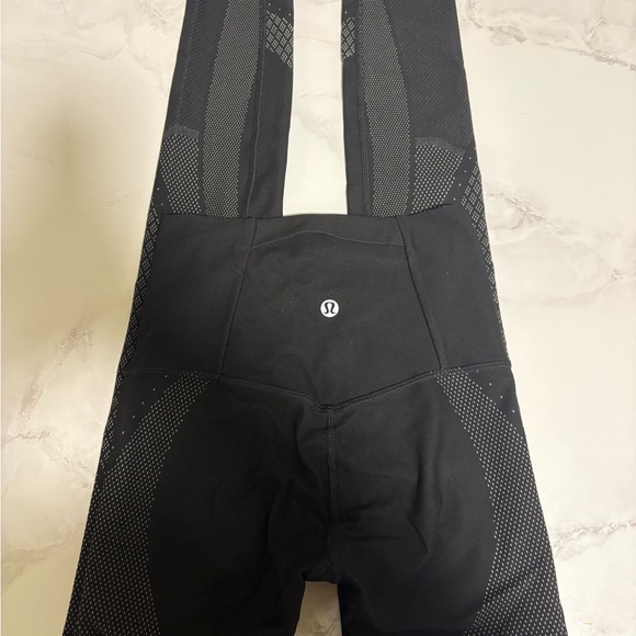 Lululemon Mapped Out High Rise Tight - Picture 2 of 4